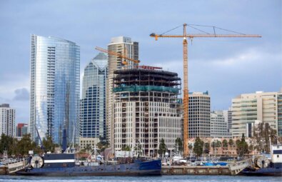 Imóvel na planta: atraso na entrega e direitos do comprador.